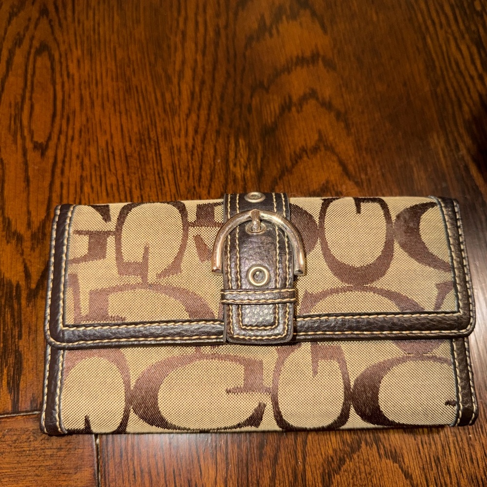 Guess Beige and Brown Logo Buckle Wallet